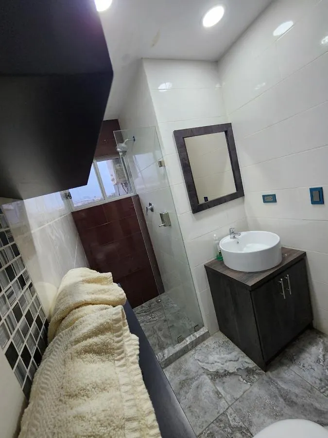 아파트 Departamento Amplio 2 Dormitorios 쿠엔카 에콰도르